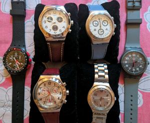 Simple Watch With Black Dial