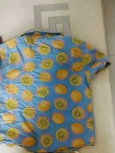 Boys Shirt Size 6-8 Years