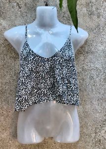 I. CUTE TOP