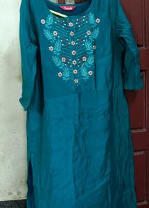 Womens Kurta And Top