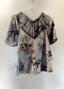 Sleeveless silk sleepwear
