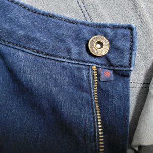 Blue Solid Ankle Length MidRise Casual Women Jeans