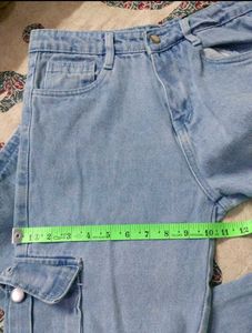 Cargo Jeans