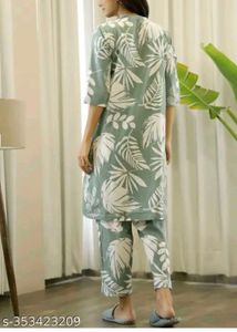 Leaf Print Lounge Set