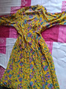 Yellow tie-knot slit anarkali Kurti