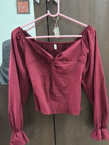 Chic Burgundy Long Sleeve Top