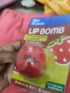 Blue Heaven Strawberry Lip Bomb