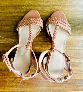 Chic Braided Heels in Brown - Elevate Your Style