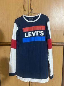 Levi's Graphic Tee With Premium Levis Logo