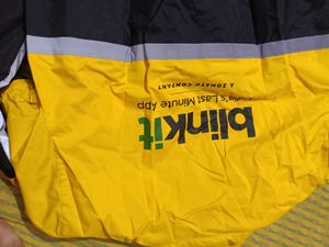 Swiggy, Zomato and blinkit winter jacket