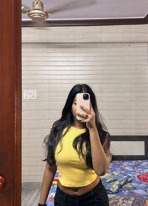Cute yellow top🫶🏼