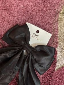 Elegant Black Bow Hair Accessory