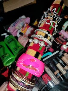 Hand Accessories 1