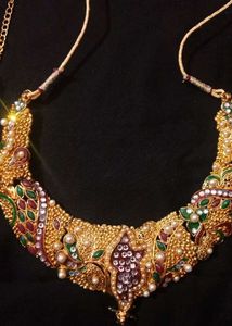 Gorgeous gold-Plated Indian jewelry set.