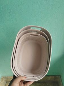 Set of 3 lavender/ Mauve Textured Plastic Baskets/