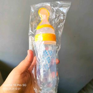 Spoon Feeding Bottle