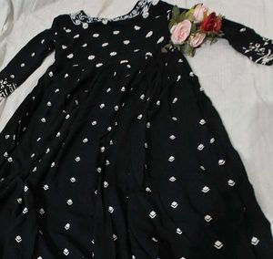 Elegant Black &amp; White Dress