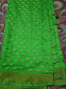 Beautiful Women Saree
