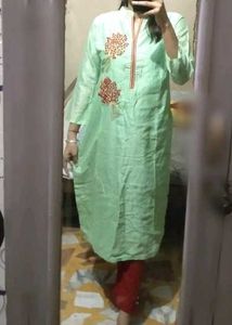 Elegant Green Embroidered Kurti