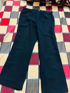 Elegant Black Trousers🩶🖤