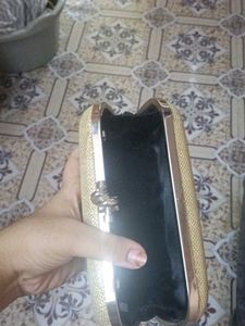 Elegant Gold Glitter Clutch