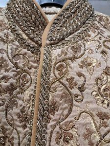 Embroidered Zari Sherwani Set