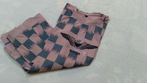 Stylish Graphic Print Tee