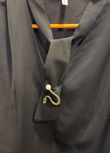 Elegant Black Snake Detail Blouse