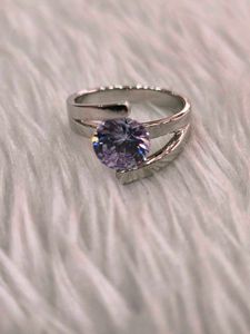 Elegant Silver Ring with Large Stone