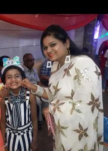 Stylish And Decent Saari