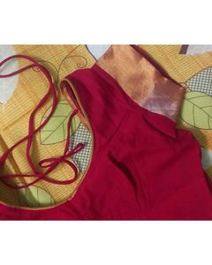 Golden Saree&amp;Brick Red Stiched Blouse