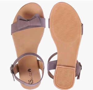 Cute Bow Accent Flats