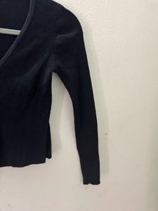 Black Cropped Cardigan