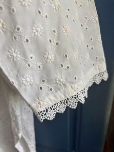 Chikankari solid white kurti