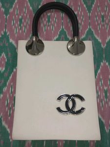 Elegant White Handbag