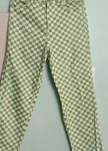 Green And White Chekered Pants