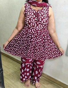Maroon &amp; White Sharara Set
