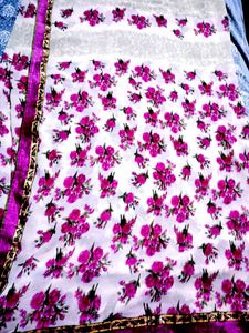 Wedding Saree Ke Sath Rose Sare Free