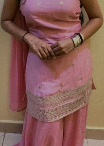 Pink Embroidered Kurta Plazzo Set💗