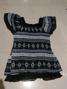 Stylish Patterned Top