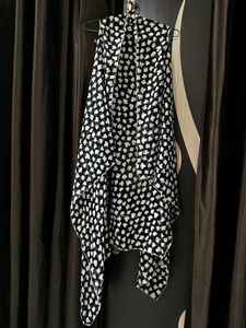 Black White Shrug with Cards Print