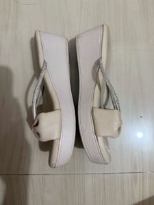 Bow Detail Thong Sandals