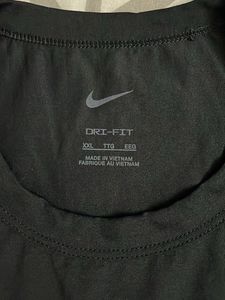 Nike Black T-Shirt