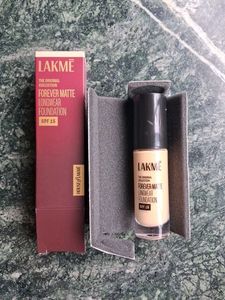 Lakme Forever Matte Foundation