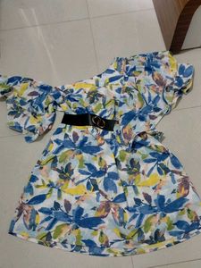 🌈 Vibrant Floral Short Dress with Belt