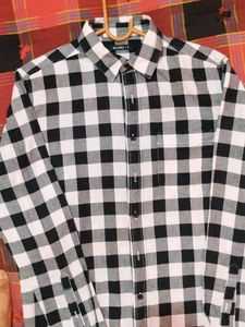 Zudio Black &amp;White Check Shirt👔