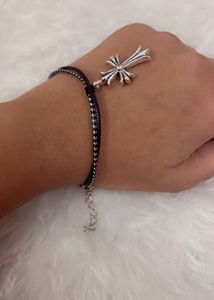 Gothic Cross Bracelet 🖤