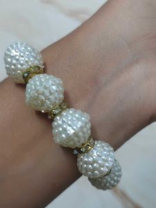 Pearl Beaded Bracelet