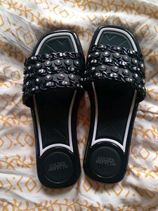 Beautiful Black Flat Sandal