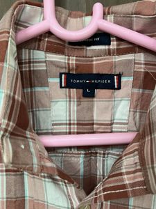 New brandedTommy Hilfiger  Shirt size L